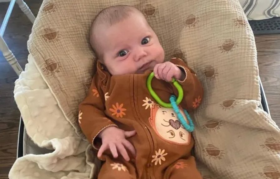 7 Little Johnstons: Baby Leighton is Elizabeth’s Mini-Me in Latest Pic