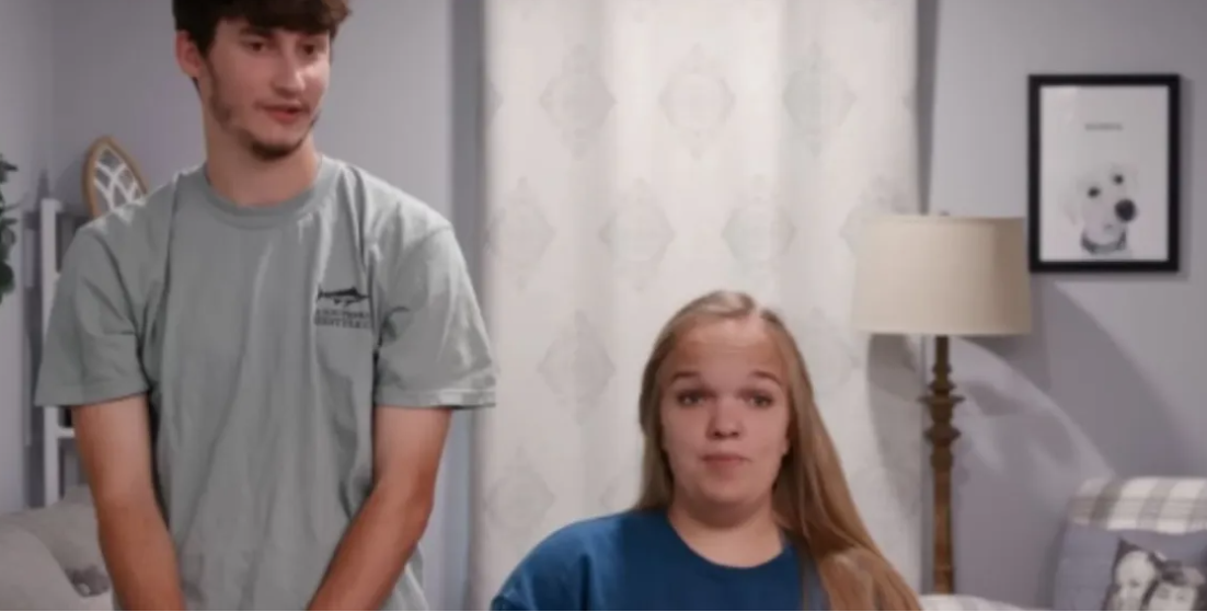 7 Little Johnstons: Fans Slam Liz & Brice For Turning Their Dream Wedding Into A Money-Making Scheme!