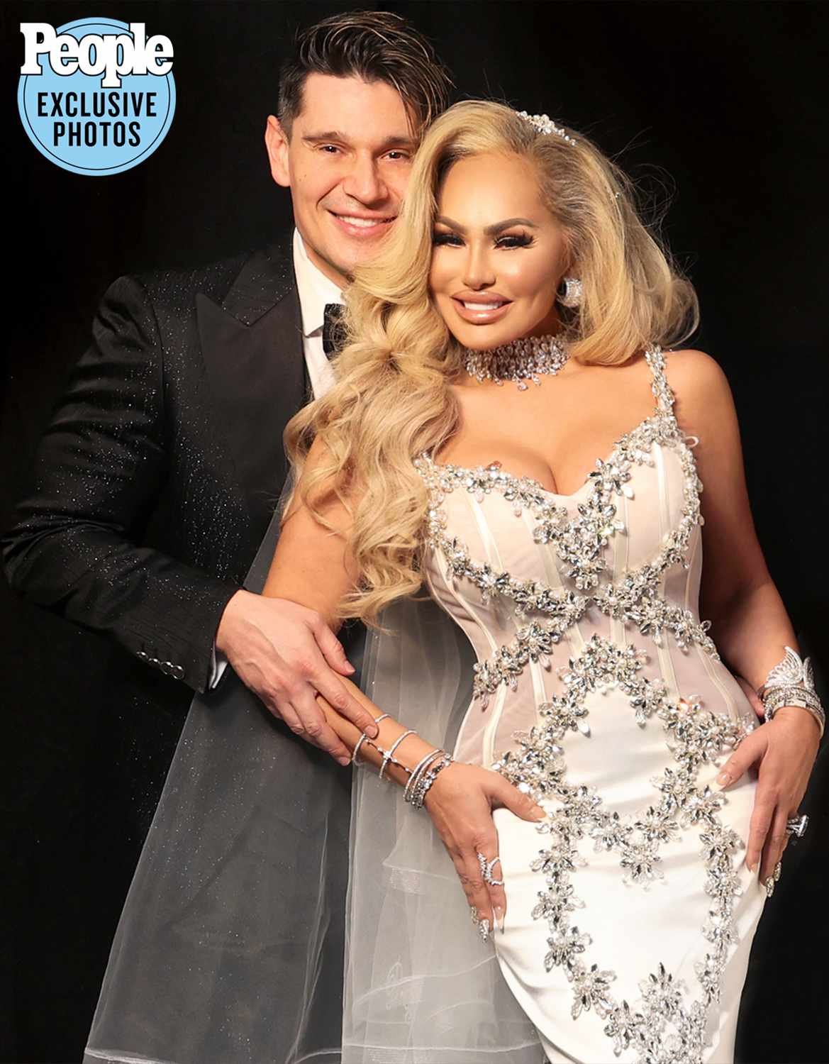 Darcey & Stacey Show Image