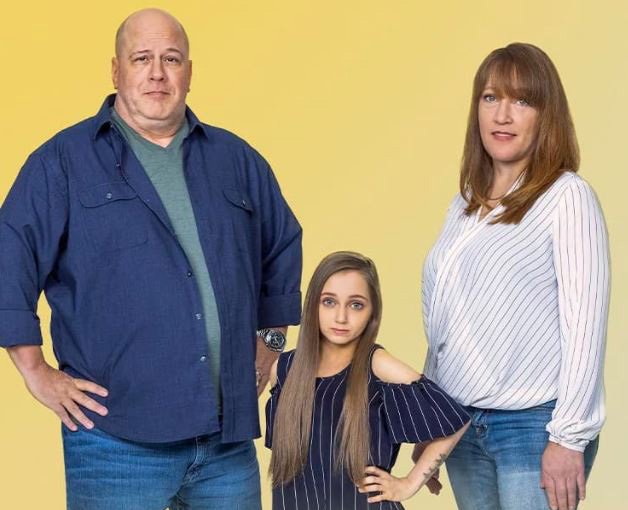 The Dad Who Stayed vs. the Dad Who Left: Shauna Rae’s Two Fathers — and the Name She Threw Away