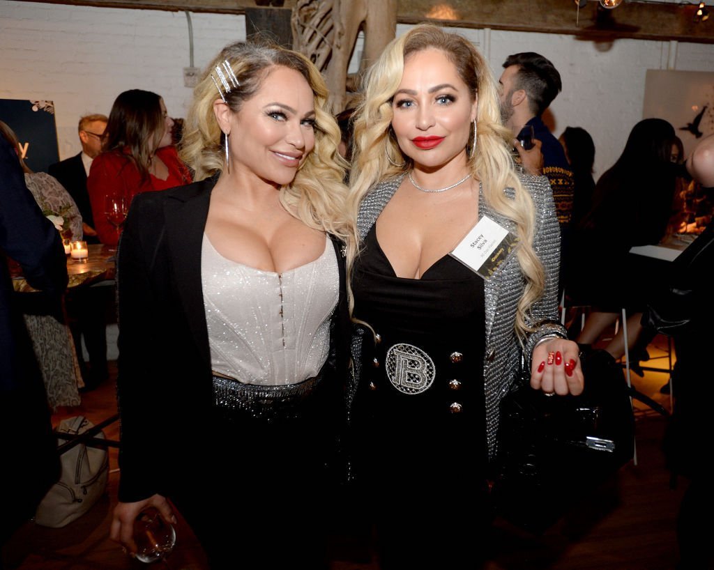 Darcey and Stacey Silva at the Discovery Holiday Press Party 2019