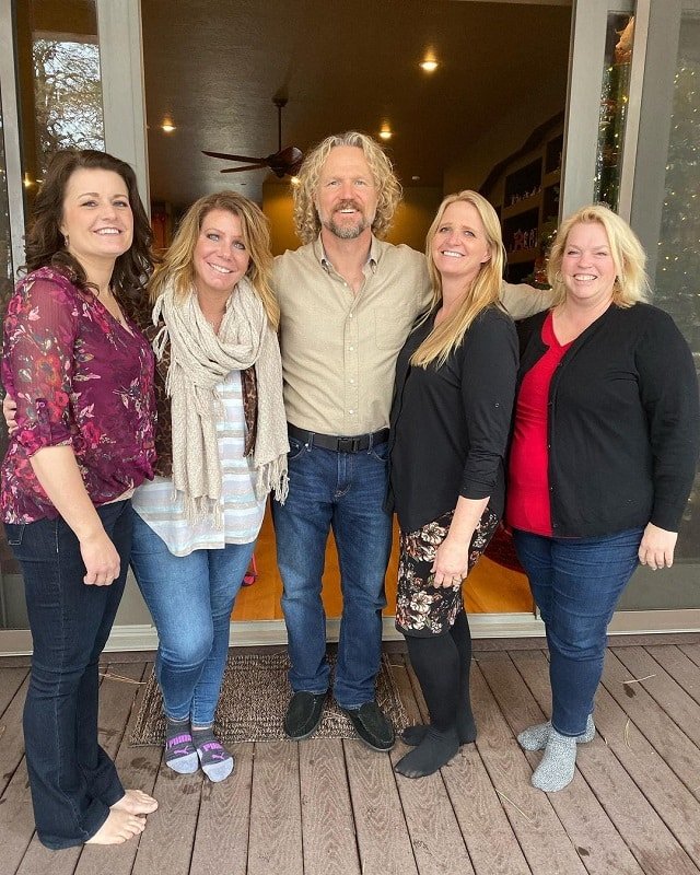 Kody Brown with his four wives Robyn, Christine, Janelle and Meri