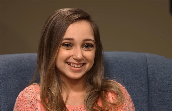 Shauna Rae smiling in a Season 2 confessional