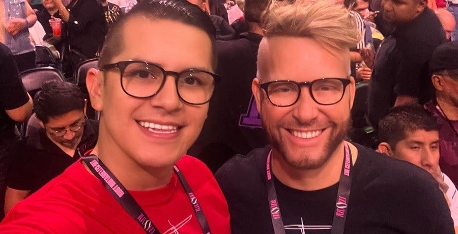 Kenny Niedermeier and Armando Rubio taking a selfie at an event