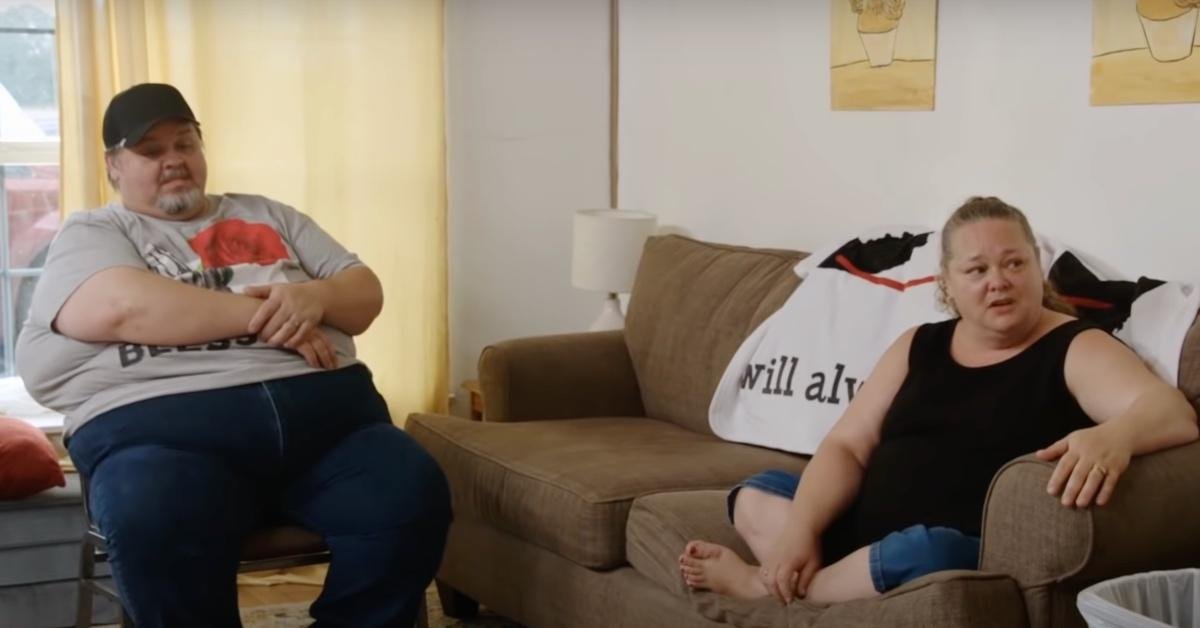 Chris Combs and Misty Wentworth sitting together in 1000-LB Sisters