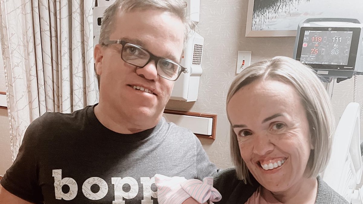 Trent and Amber Johnston in the hospital with newborn Leighton
