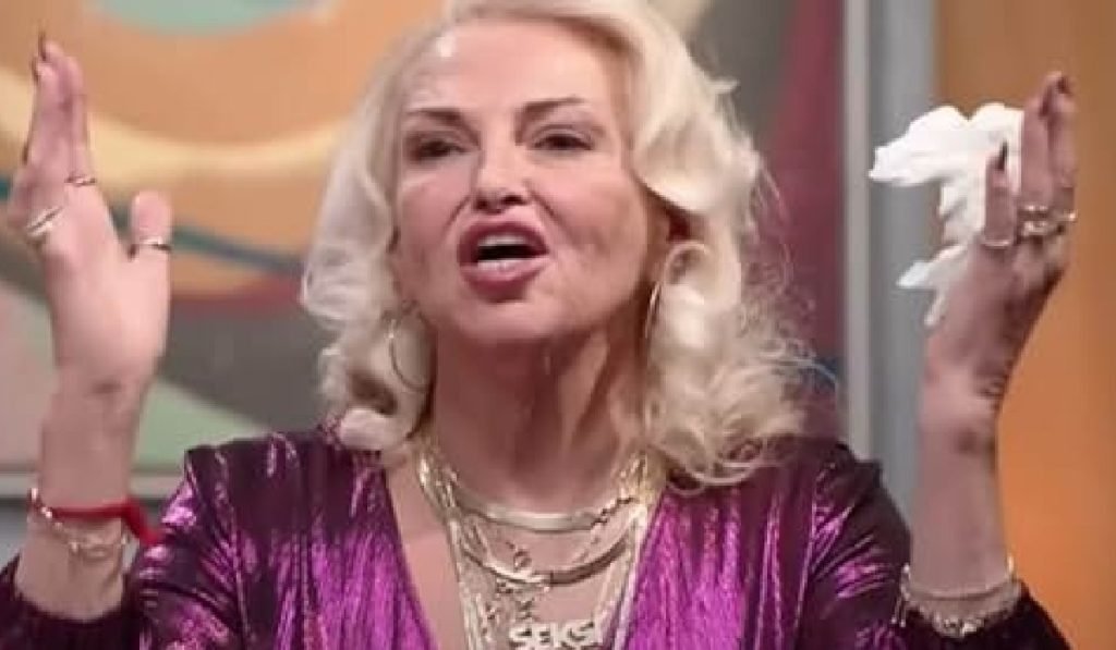 Angela Deem Deleted the Selfie — But 8,000 Followers Were Already Gone