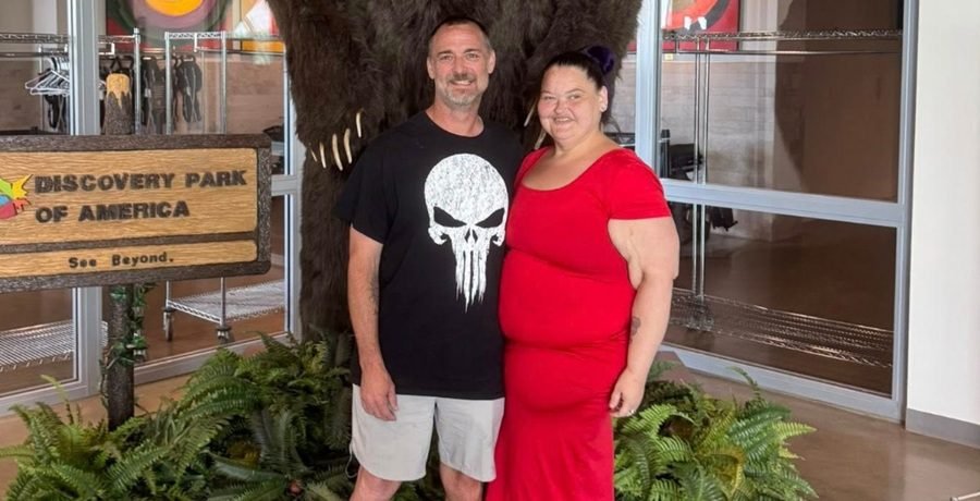 Amy Slaton and Brian Lovvorn posing together