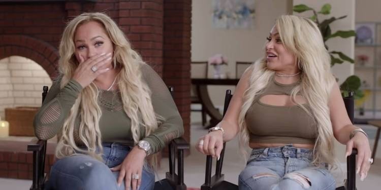 Darcey and Stacey Silva laughing together in a confessional