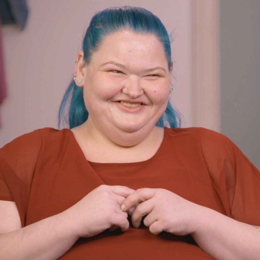 Amy Slaton smiling